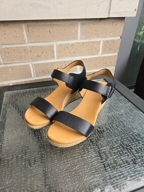 UGG Black Leather Ankle-Strap Espadrille Wedge Sandals